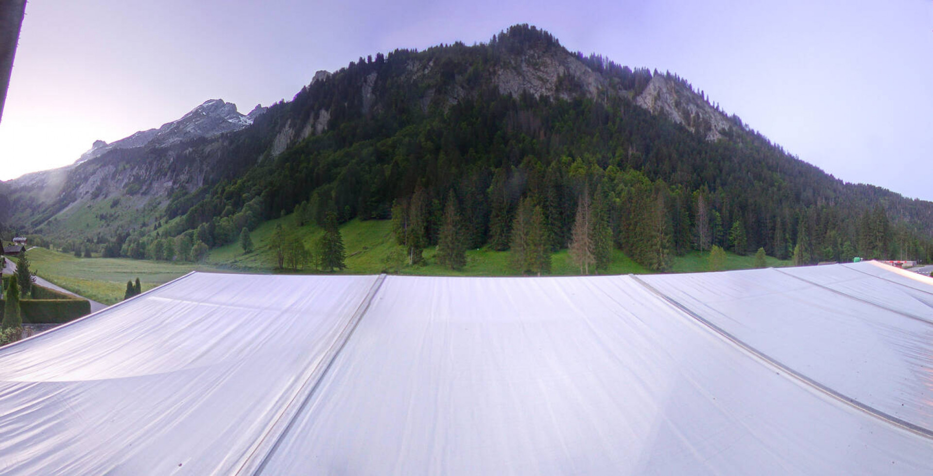 Webcam Le Grand-Bornand - Auberge Nordique Lormay - 1200 m